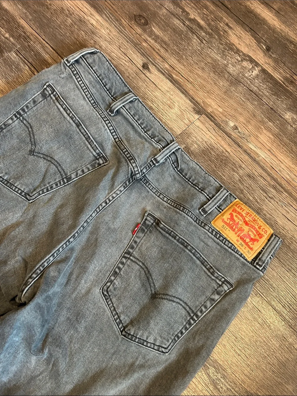 Levi's Men's Light Gray Straight Leg Jeans
